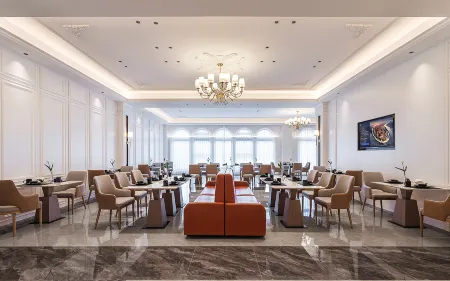 Vienna International Hotel (Sangzhi Dongpo Building Branch)