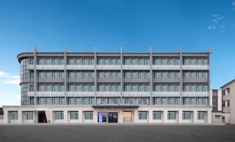 Changzhou Economic Development Zone Science and Technology Innovation Center Light Residence Hotel