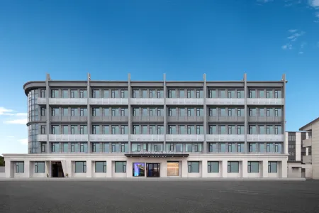 Changzhou Economic Development Zone Science and Technology Innovation Center Light Residence Hotel Отели рядом со станцией Qishuyan Railway Station