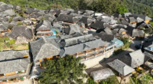 Ai Leng B&B Hotels near The Old Bulang Ethnicity Village of Wenji