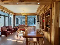 Kaihua Meirong Mountain Villa