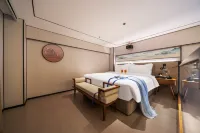 陌上輕雅|雪山河景·中式美學茶文化飯店（康定城區情歌廣場店） - 寵物友善