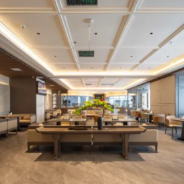 Anshan Haotai Hotel (Anshan Railway Station Victory Square)