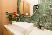 Dafang Yichuang Smart Hotel (Desheng International Trade City)
