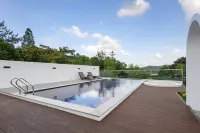 Youjing · Moganshan YOJO Designer Lakeside Garden Boutique Stay