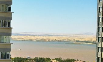 Wuhaile Cheng E-sports Apartment