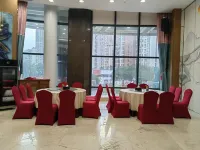 Chaoman Hotel (Heyuan Wanlong City Branch)