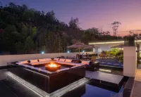 R·Y Hotel - ที่มีบาร์