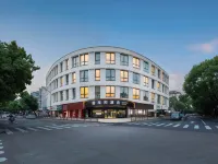 Ningbo · Guanhe Hotel (Beilun Intime City · Zhonghe Road Metro Station) Hotels in Ningbo