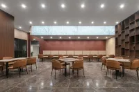 Yixuan Hotel (Kaifeng Drum Tower Square) - Airport Shuttle