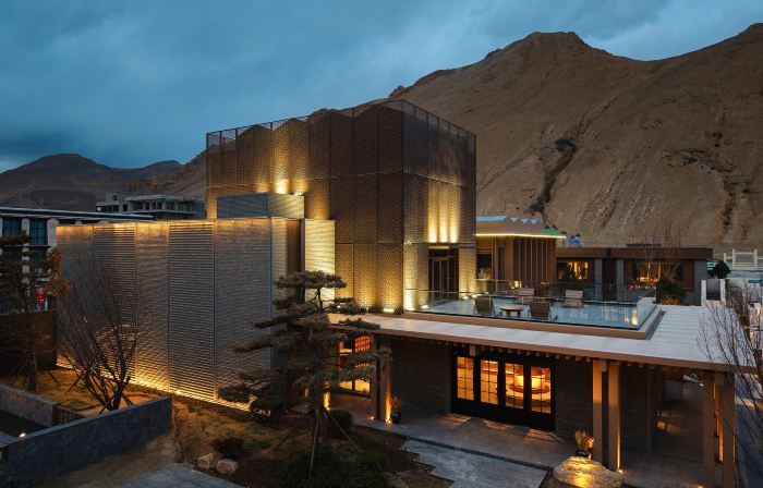 Summit Hotel (Zhaxizong Township Everest Town)