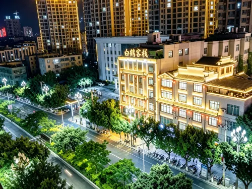 Qiaojia White Crane Inn