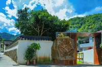 FUMO HOTEL - Bergblick