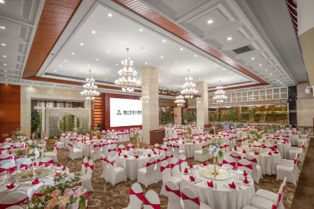 Quanzhou Jinjiang Powerlong Grand Hotel Отели рядом с достопримечательностью «Quanzhou College of Technology»