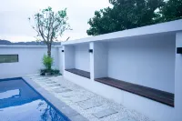 Floral Hotel · Qiandao Lake Cai Jiu Small Collection Homestay - สระว่ายน้ำส่วนตัว