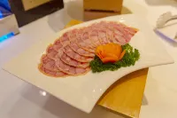 HAWTHORN BY WYNDHAM DALI ERHAI PARL - sarapan