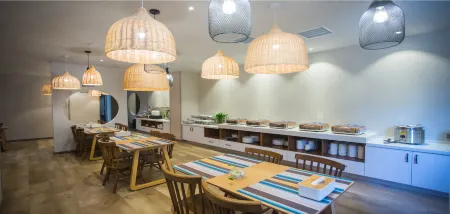 Star Hotel (Zhengzhou High-tech Zone) Отели рядом с достопримечательностью «Henan Xinhua Computer College»