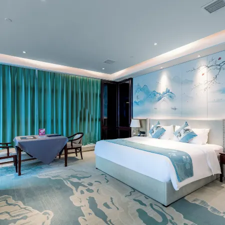 Jinxuan Select Hotel (Xiaogan East Railway Station Yintai City Branch)