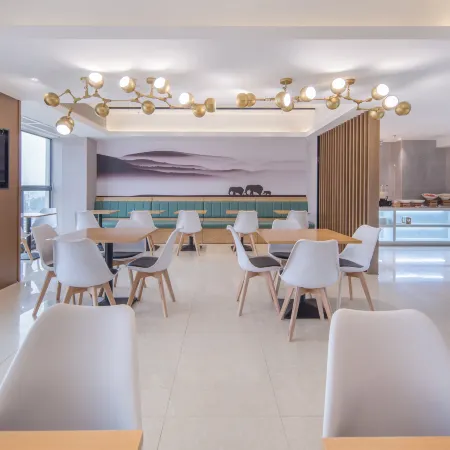 Jtour Inn Hotel Liuzhou Luzhai