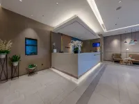 Homeinn · neo (Zhenjiang Railway Station Zhongshan Bridge RT-Mart) Hotel di Zhenjiang