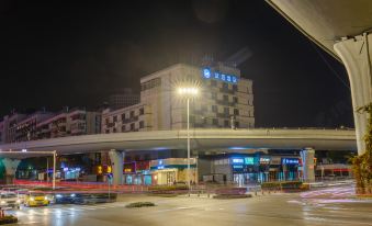 Hanting Hotel (Wuhan guangbutun subway station store)