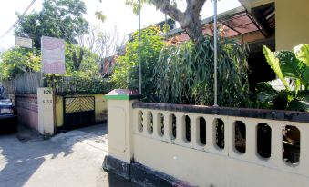 Batik Trinidar Homestay