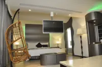 Ocean Hotel - balcony