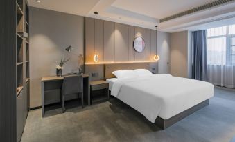 Riyue Fenghua Hotel (Shangqiu Vocational and Technical College)