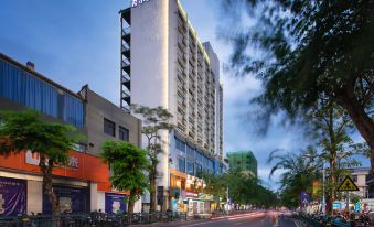 Hillyue Hotel (Jiefang Xiqilou Old Street)