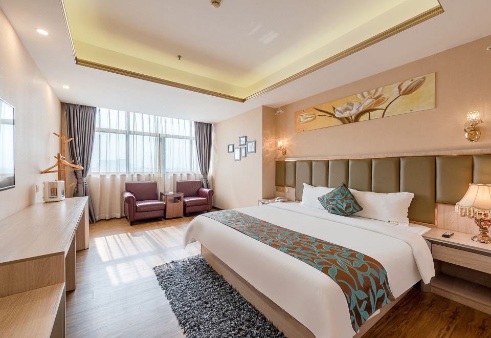 Huaying Hotel - Housity