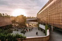 Potato Head Suites & Studios Hotels in der Nähe von GPT Petra Denpasar