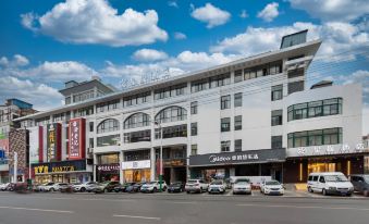 Xingcheng Hotel (Chuzhou Mingguang Sports Road Store)