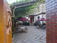 Gaoguiyuan Homestay Hotels in Yining