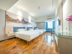 Indigo Hotel (Liuzhou People's Square Five-Star Pedestrian Street)