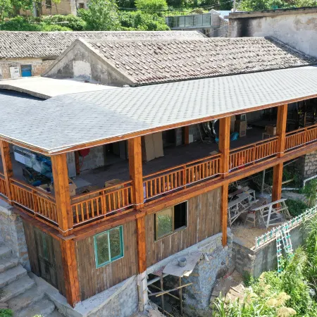 Liuyuetian Guesthouse