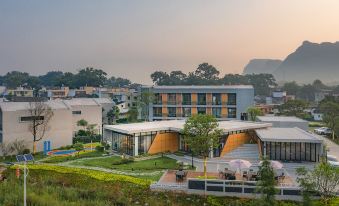 Renhua Aishu Danxia Mountain Garden