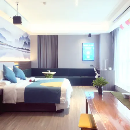 OHO Chengyin Zhihui Homestay (Luohe Convention and Exhibition Center)