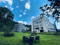 Xinqi Zhouji Hotel