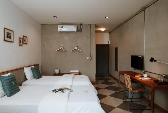 ห้องสแตนดาร์ดเตียงแฝดพร้อมระเบียง