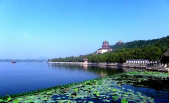 Truego Hotel (Beijing Summer Palace)