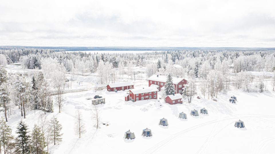 Arctic Guesthouse & Igloos