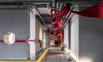 Lishui Chuzhou Fucheng Qijing Cloud Art Hotel