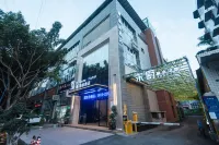 Pu · Qing She Hotel (Panzhihua South Railway Station) Hôtels à : Panzhihua