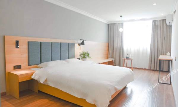 Guilin Travel light Inn (Railway Station Xiangshan Park Branch)