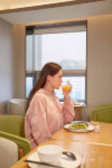 โรงแรม JI (พื้นที่การค้าจตุรัสเทียนยี้ หนิงป่อ)