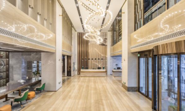 Zhengzhou East Station Provincial Government Atour Hotel