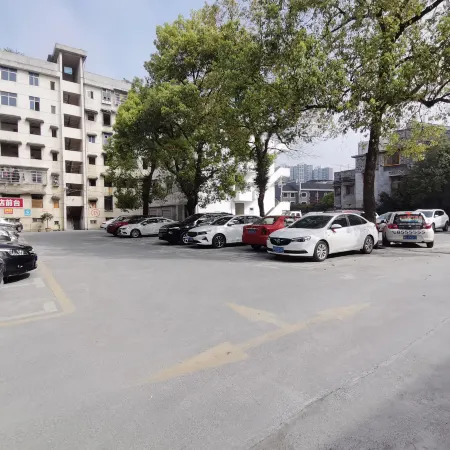 Shankee Chain Hotel (Jishou Qianzhou Ancient City)