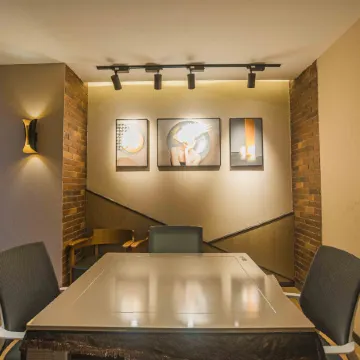 Yazhou Hotel (Yibin Xingwen Gymnasium)