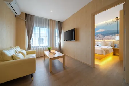 Shuqin Hotel (Xiamen Xiang'an Torch Hi-tech Industrial Zone)