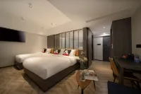 Foshan Lanshan Hotel (Shunde Qinghuiyuan) Hotels near Liufang Honor Arch